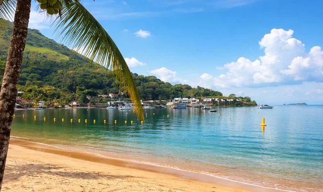 Passeio de barco em Angra dos Reis